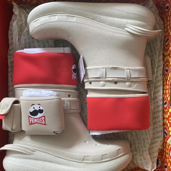 Limited edition Pringles Crocs boots - Picture 11 of 11